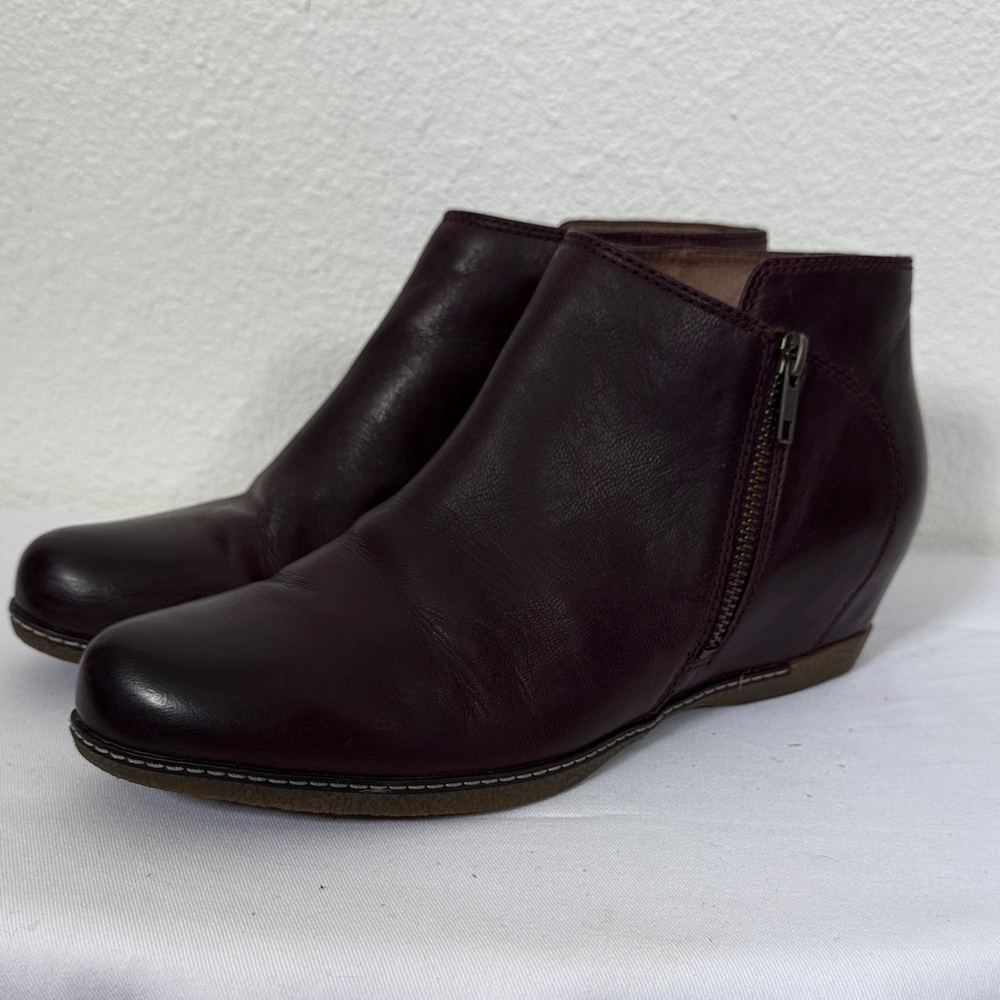 Dansko Leyla Hidden Wedge Burnished Wine Leather Boot Ankle Bootie Size 41
